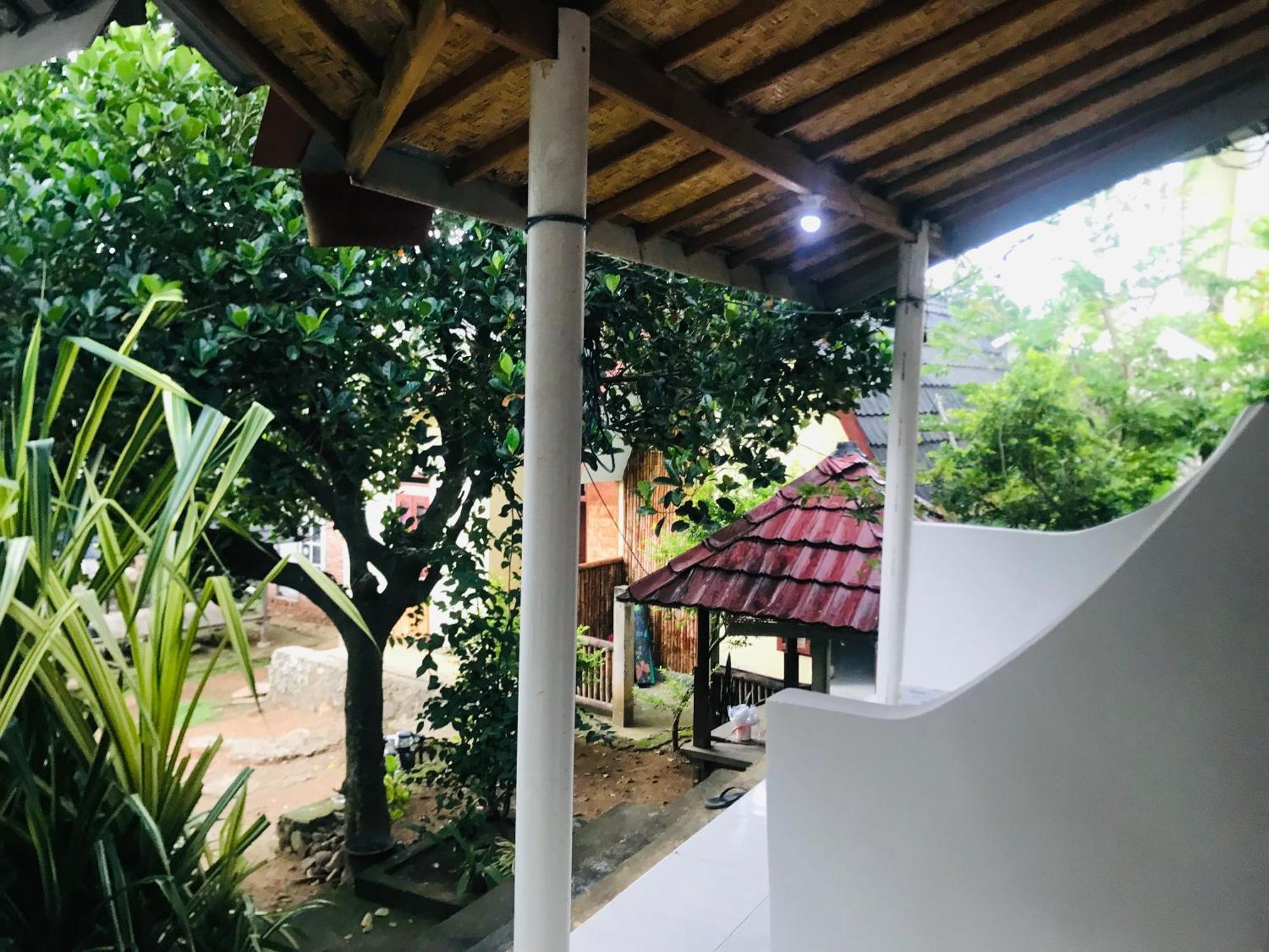 Kampung Homestay Kuta  المظهر الخارجي الصورة