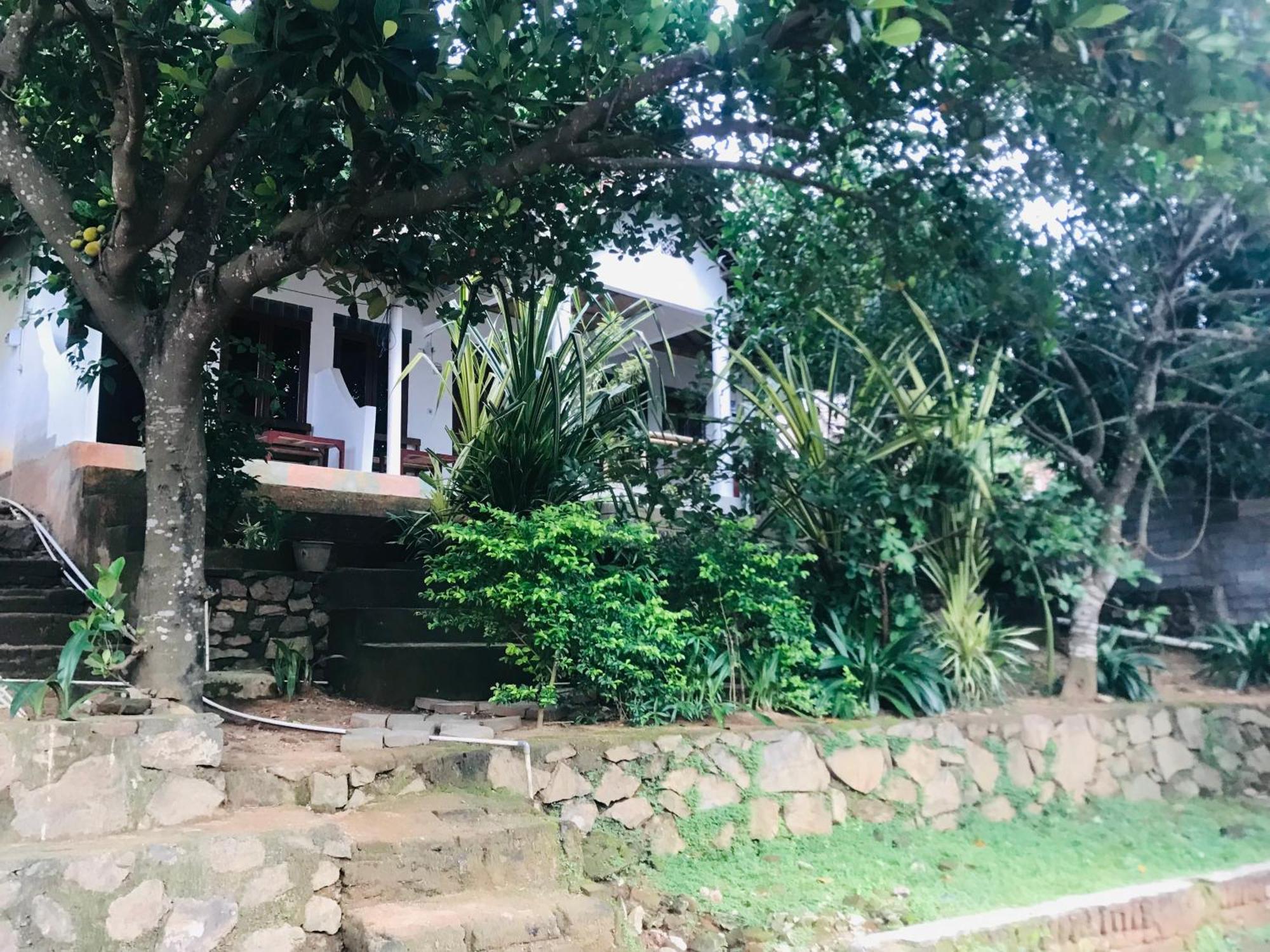 Kampung Homestay Kuta  المظهر الخارجي الصورة
